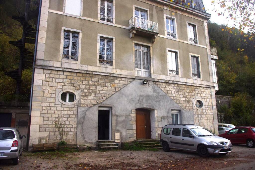 Appartement Rdc Dans Jolie Parc Arbore Beure Exterior photo